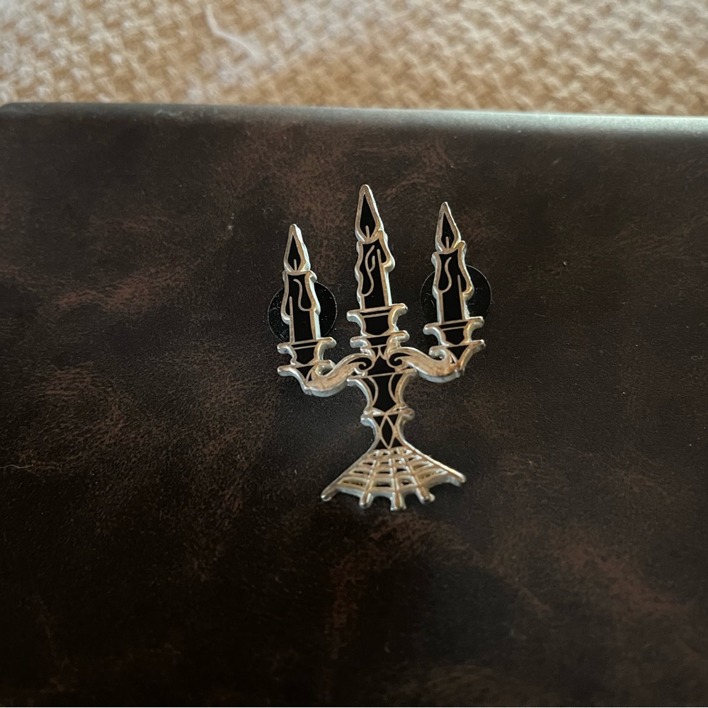 Candelabra Pin